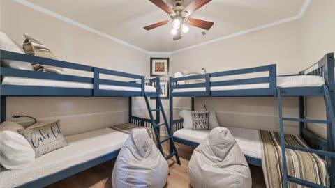 sunset estate Bedroom