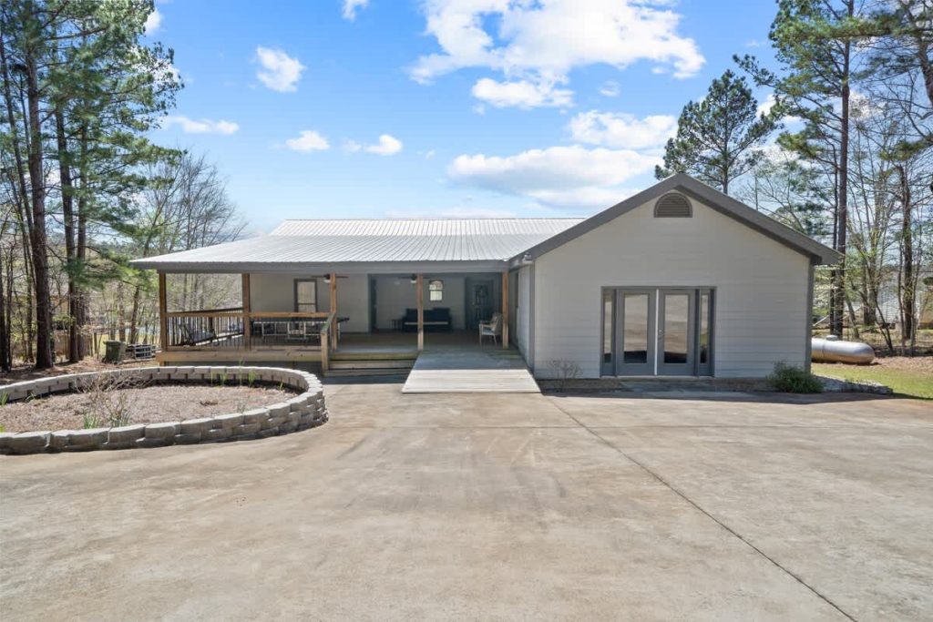 sunset estate Exterior