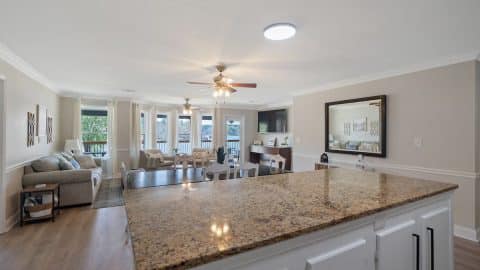 sunset estate Full kitchen