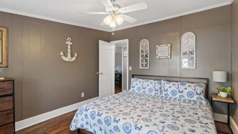 Leisure Point Bedroom