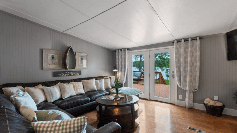 Leisure Point Living room
