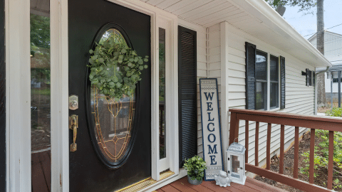 Leisure Point Porch