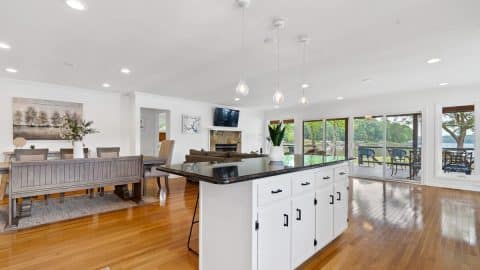 Panoramic Point Full kitchen