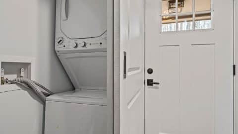 Leisure Laundry area