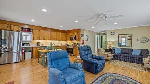 Lakeside Bungalow Living room
