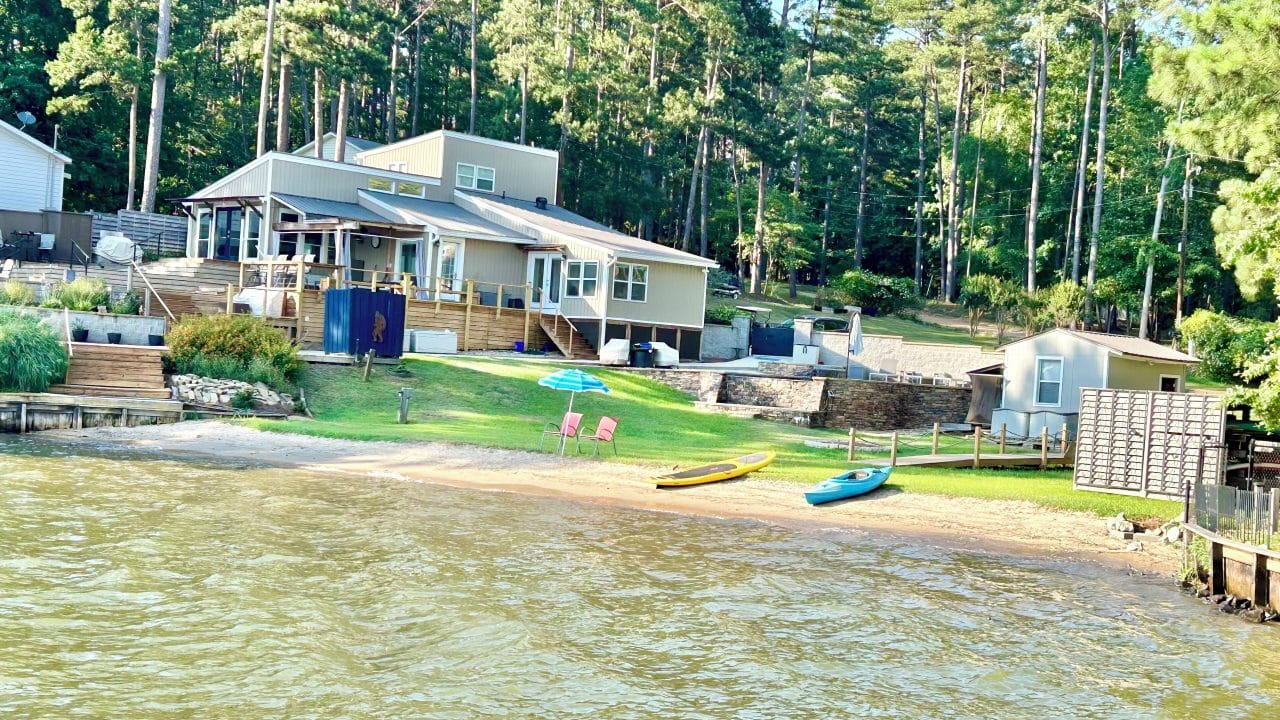 Lake Sinclair Beach