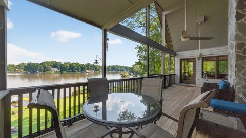 On the Rocks Balcony