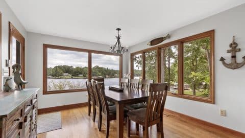On the Rocks Dining area