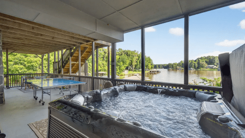 On the Rocks Hot tub