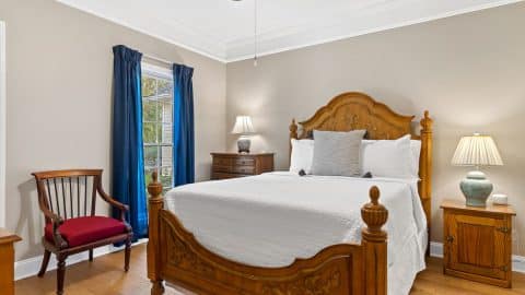 Cashel on the Lake Bedroom