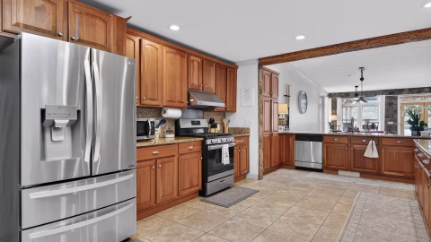 The Full Kitchen
