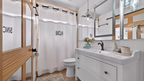 The Full bathroom