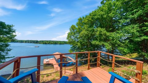 The Lake Escape Balcony