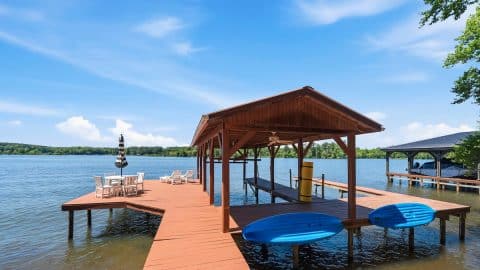 The Lake Escape Deck